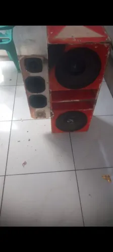 Vende-se som bom preço negociável 