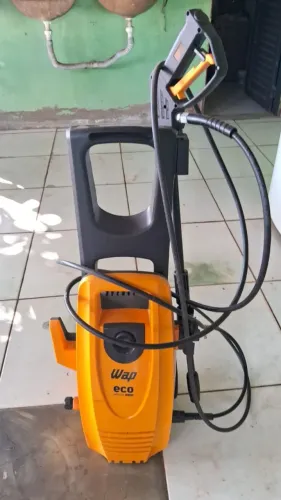 Vendo em santo Antônio do Leverger, Máquina de lavar carros, piso em geral