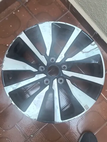 Roda aro 17 liga leve