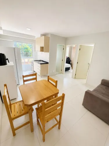 Apartamento à venda Zona 07 Maringá próximo ao portão da UEM