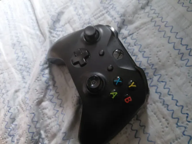 Vendo controle de Xbox one(leia a descrição)