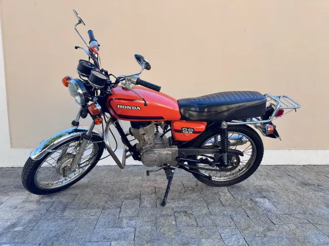 CG bolinha ano 1981 Honda