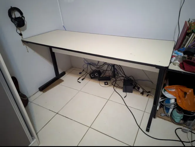 Mesa de escritorio grande