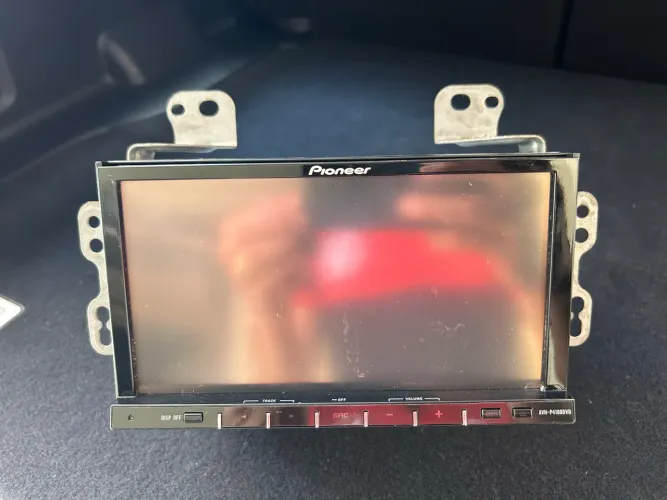DVD Automotivo Pioneer AVH-P4100DVD - Tela Retrátil 7? - Muito Conservado