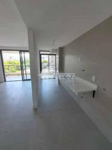 Apartamento : / Residencial / Jardim Botânico
