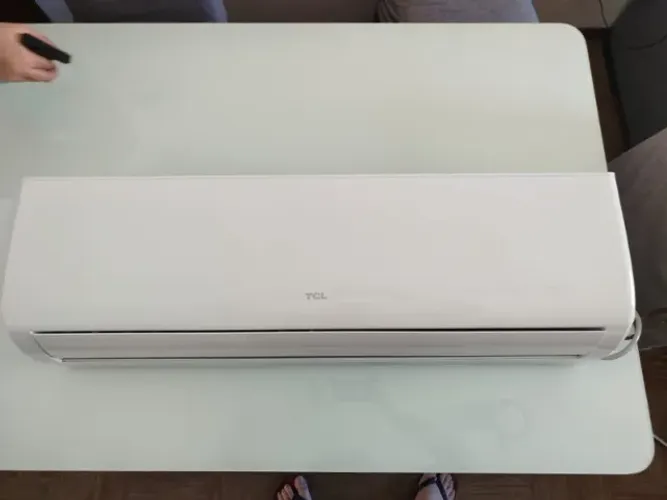 Ar condicionado Split 18.000 Btus. Somente Frio. Marca TCL. On-Off *NÃO é Inverter*