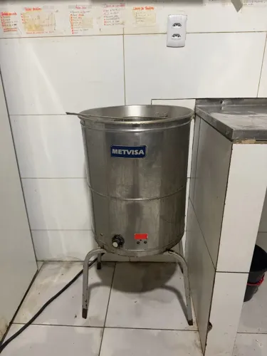 Fritadeira Elétrica Industrial Água e Óleo Metvisa