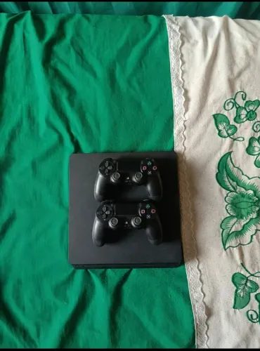 Ps4 slim