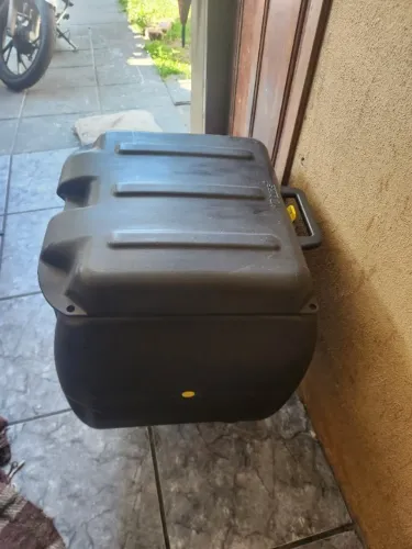 Baú de moto