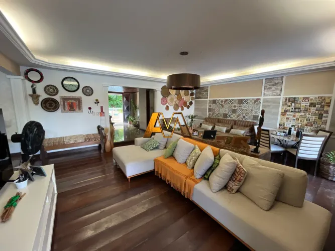 CASA TRIPLEX COM AREA GOURMET NO ITAIGARA