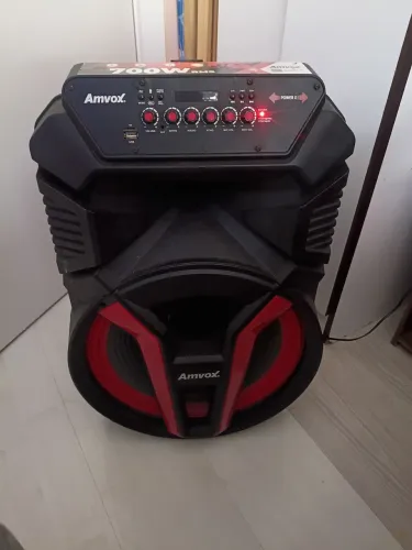 vendendo caixa de som