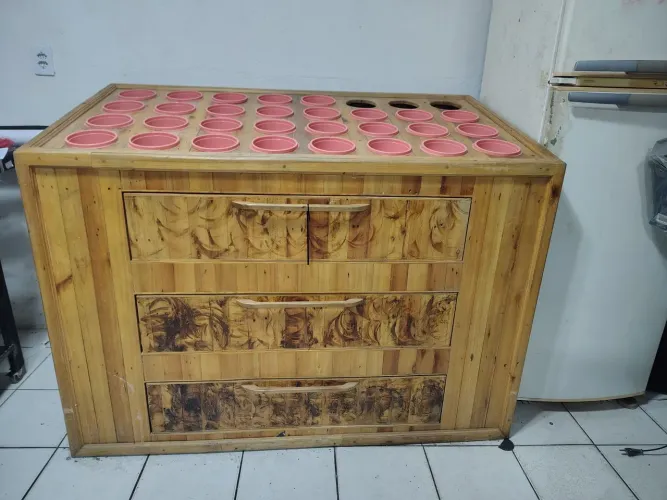 Balcão de golosemas para sorveteria e açaíteria todo de madeira pura