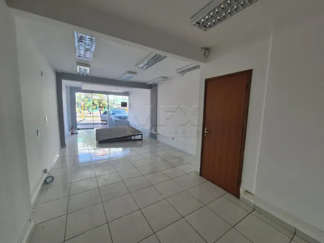 Alugo imóvel Comercial Av. Getúlio Vargas
