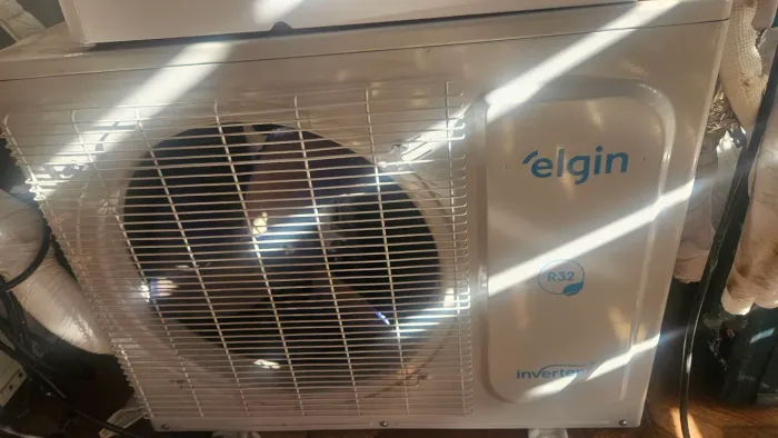 Ar condicionado elgim 9 mil btus inverter modelo novo. Mostruário. Apenas 1500