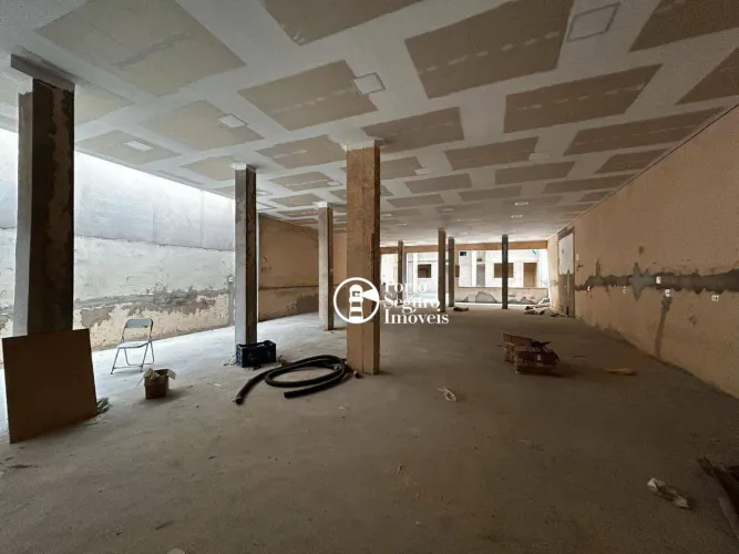 Salão para alugar, 372 m² por R$ 7.122,00/mês - Jardim São Vito - Americana/SP