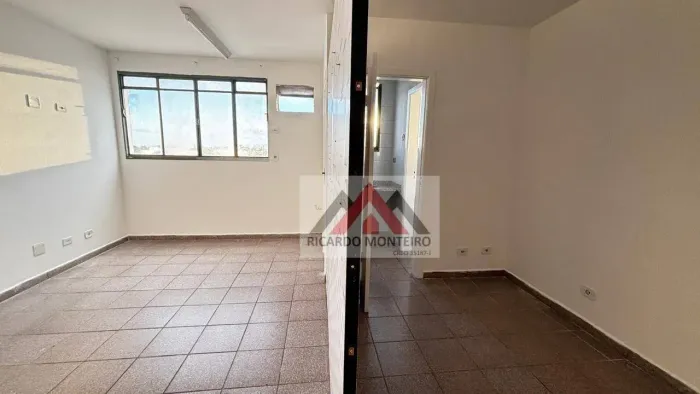 Sala à venda, 37 m² por R$ 135.000,00 - Centro - Pindamonhangaba/SP