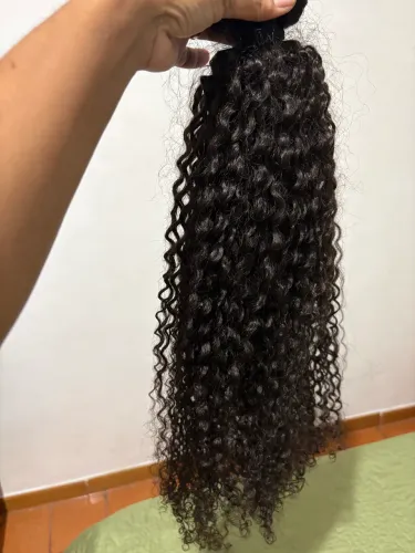 Cabelo humano cacheado