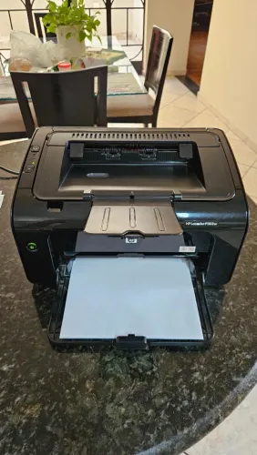 Impressora HP P1102W Seminova