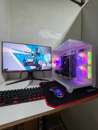 PC Gamer Ryzen 5 8400F RX6600 8GB DDR5 16GB SSD 500GB