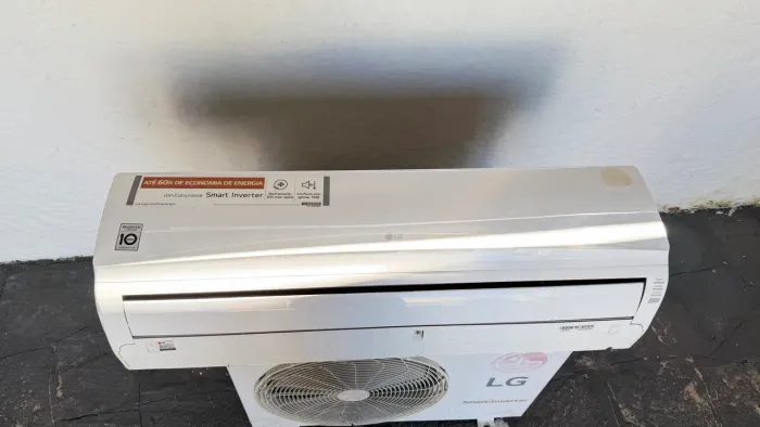 Ar-condicionado LG inverter 18.000 btus