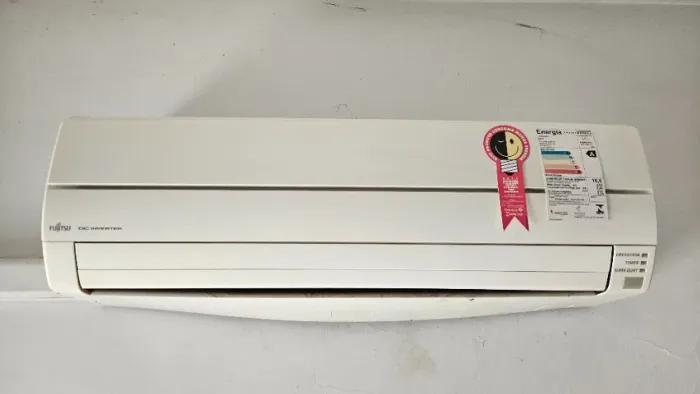 Ar-Condicionado Fujitsu 9.000 BTUs - Quente e Frio Inverter