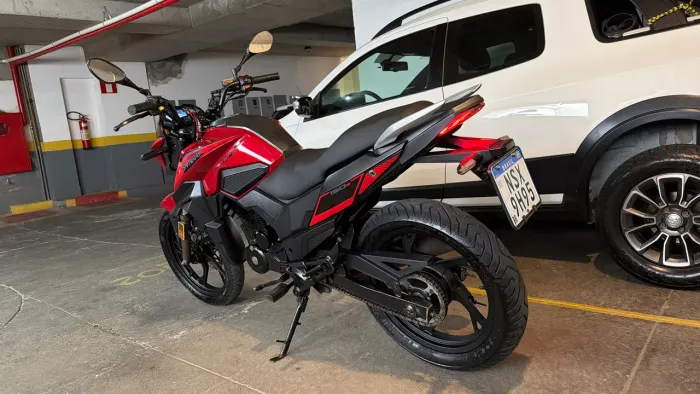 Moto toda revisada incrível de andar 6 marchar rende na Strada !