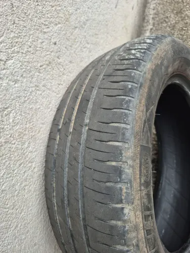 PNEUS MICHELIN