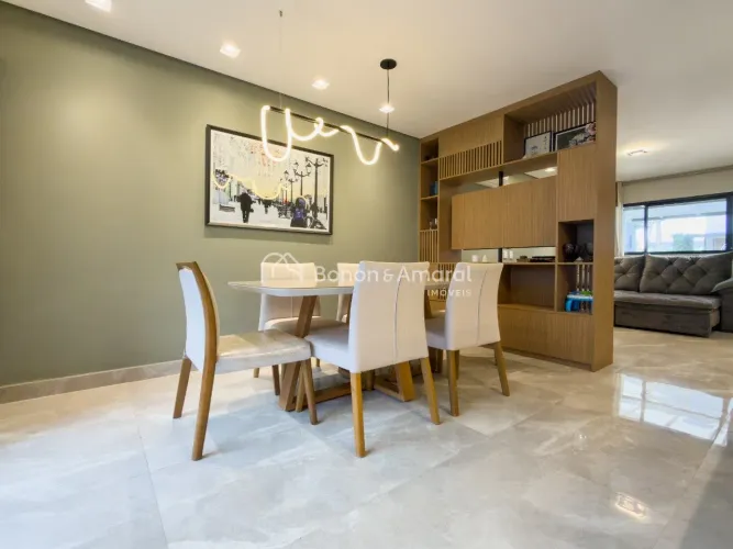 Casa em condomínio à venda, 3 suítes, Santa Cândida