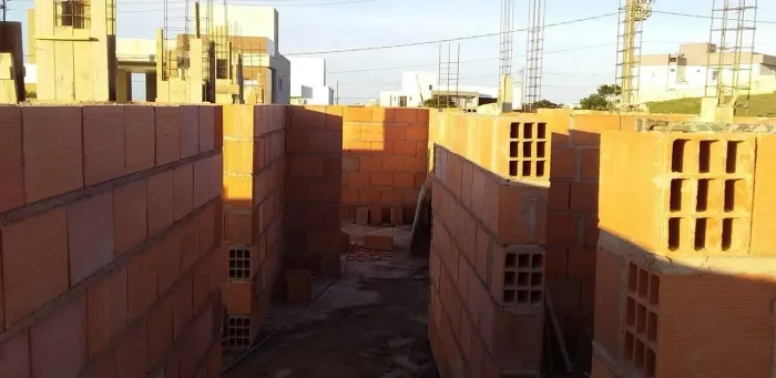 Pedreiro disponível