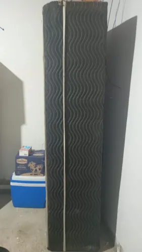 Vendo cama box solteiro