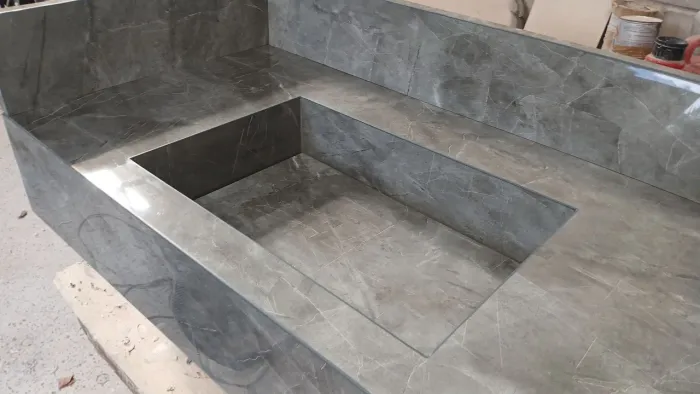 Pia em porcelanato