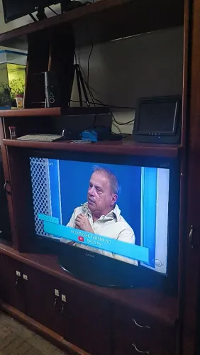 Tv 40 polegadas boas condições 