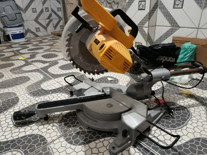 Máquina Policorte Vonder