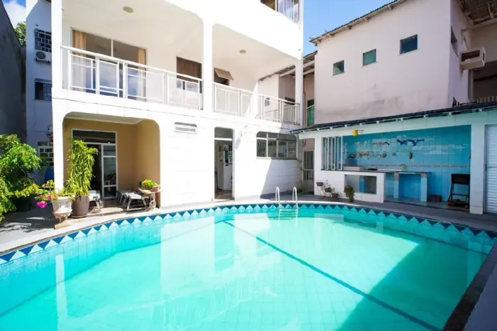 1.300,00 ou 11 Mil - Casa no Alto de Pinheiros MOBILIADA