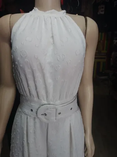 Macacão branco longo feminino 