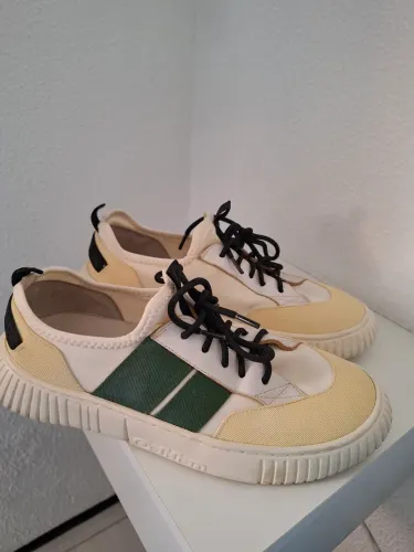 Tênis casual