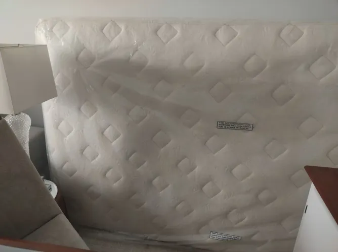 Colchão Herval casal semi-novo pillow top 