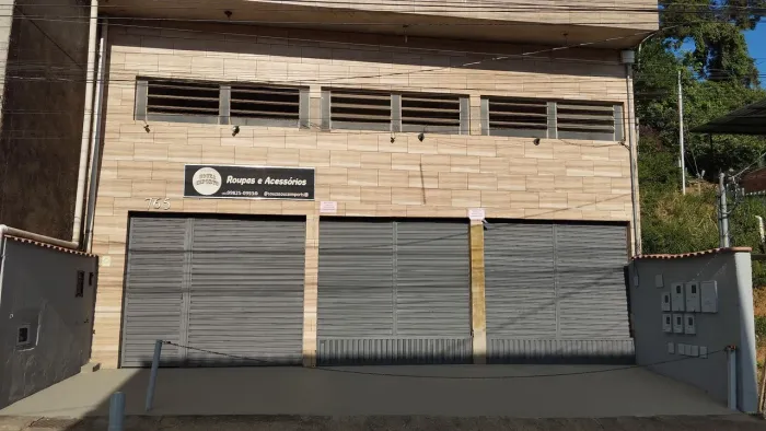 Aluga-se loja com sobreloja no bairro Ipiranga