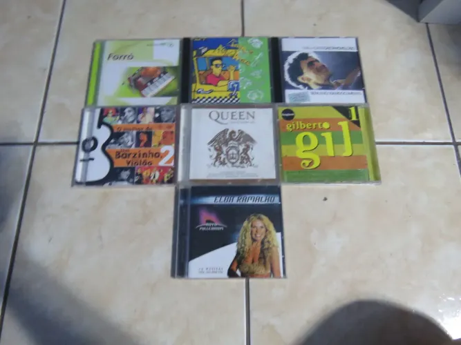 Lote CDs: queen, elba ramalho, caetano, gilberto gil, coletanea forro e back to new wave