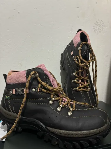 BOTA TRACTOR FEMININA 