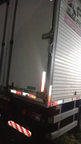 Vendo baú mercedinha
