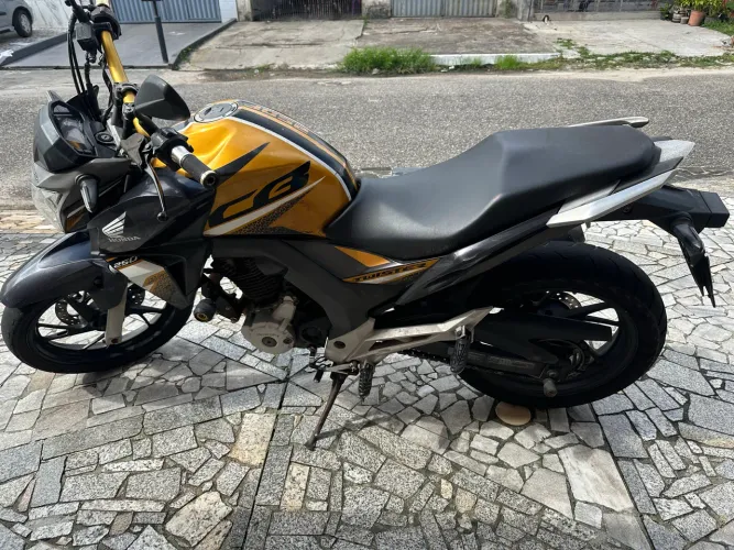CB TWISTER 2020