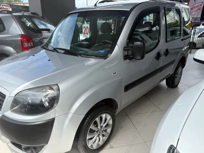Fiat Doblo Essence 1.8 Flex 16V 5P 2020