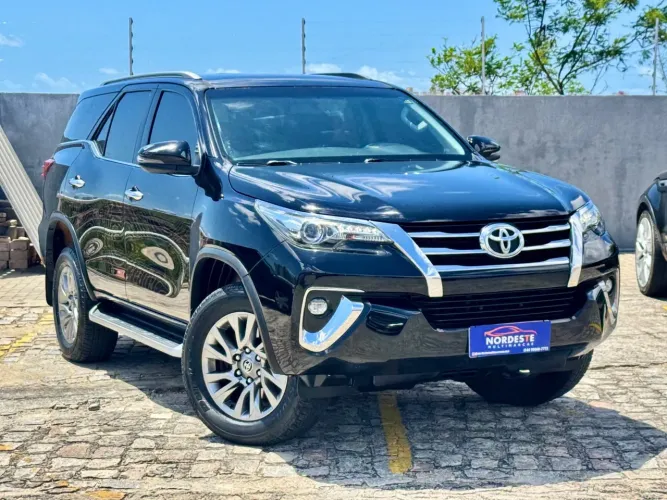 Toyota Hilux SW4 SRX 4X4 2.8 TDI 16V Dies. Aut. 2019