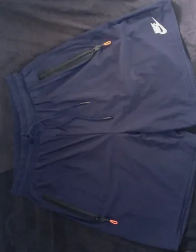 Short Nike Academia Azul Escuro (1 Uso apenas)
