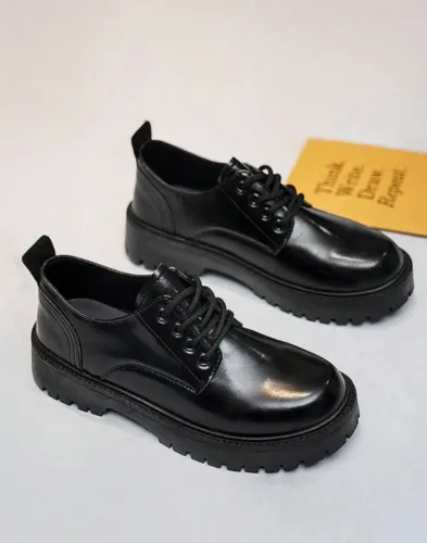 Sapato Oxford de Couro e Cano Baixo (Novo) (Shein)