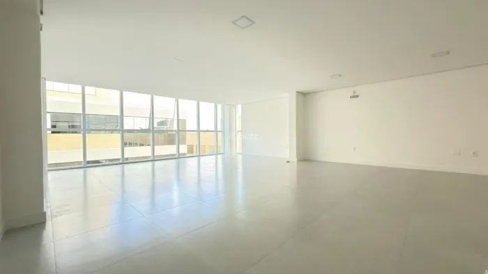 Sala comercial no Multi Open Shopping!