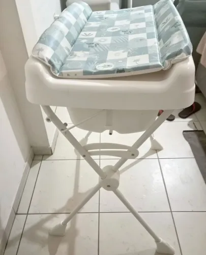 Banheira com trocador