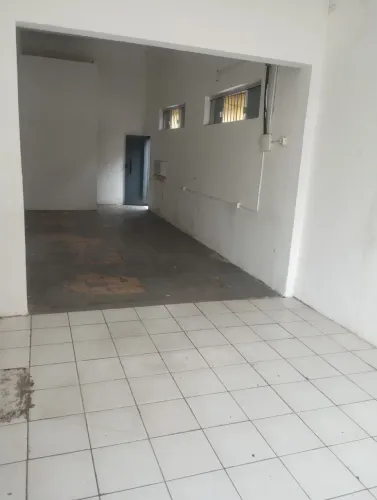 Alugo ponto comercial 3x15 metros