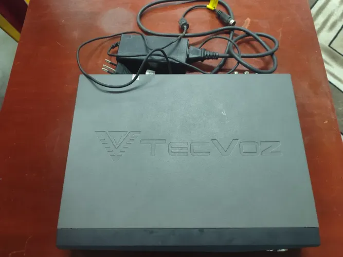 DVR 8 canais analógicos + acessos IP